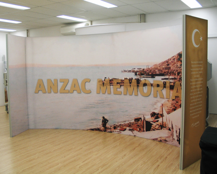 Free Standing Double Sided Curved Frame